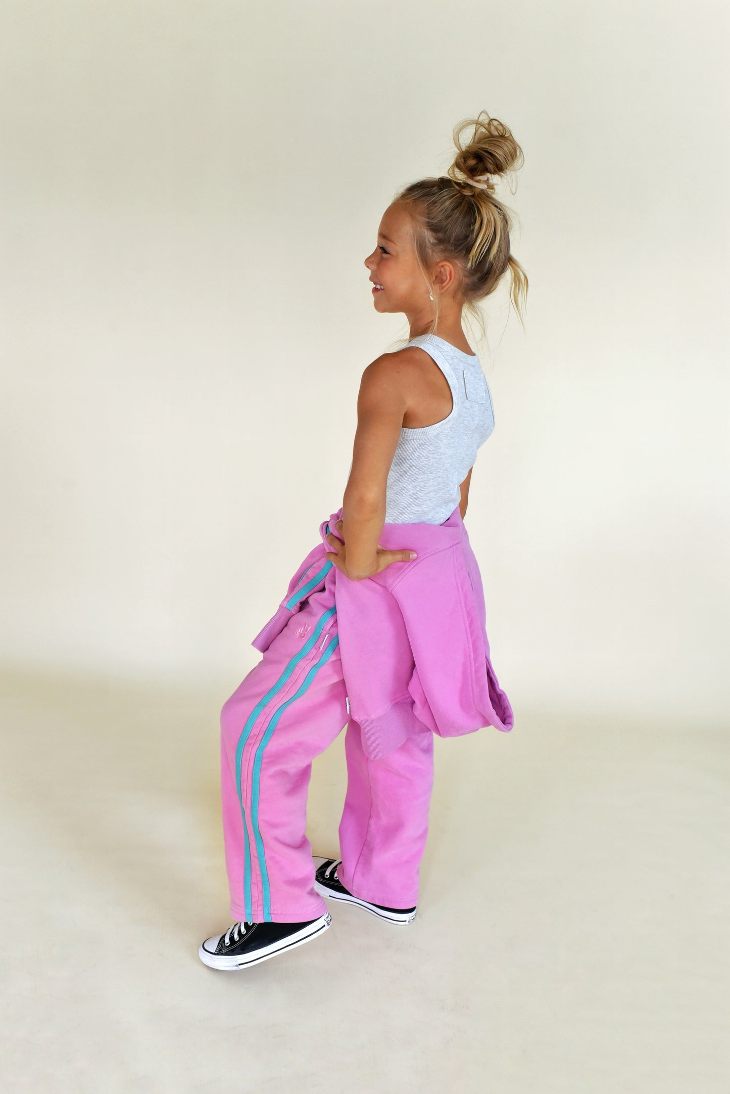 joggers - magenta