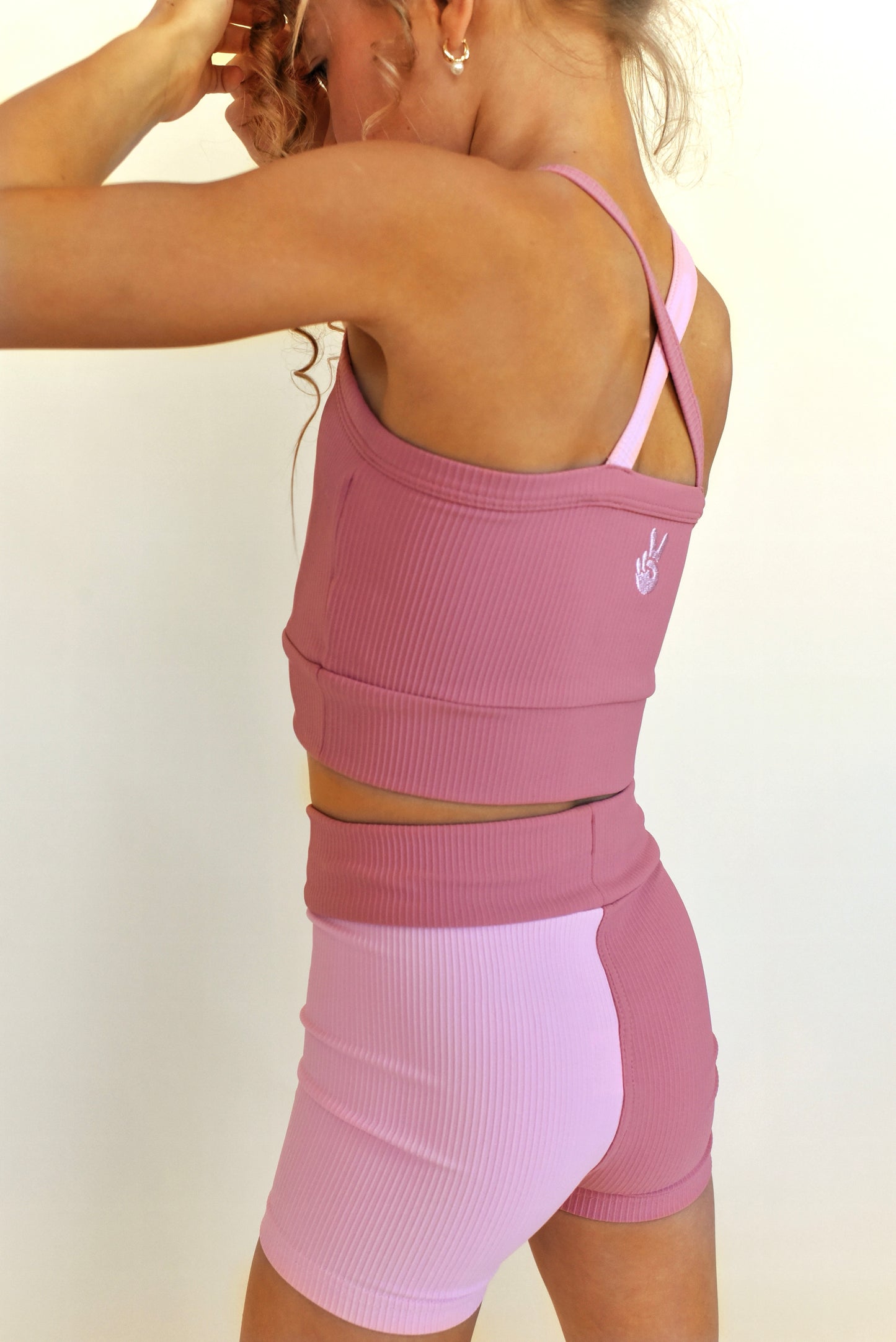 active - pink colorblock