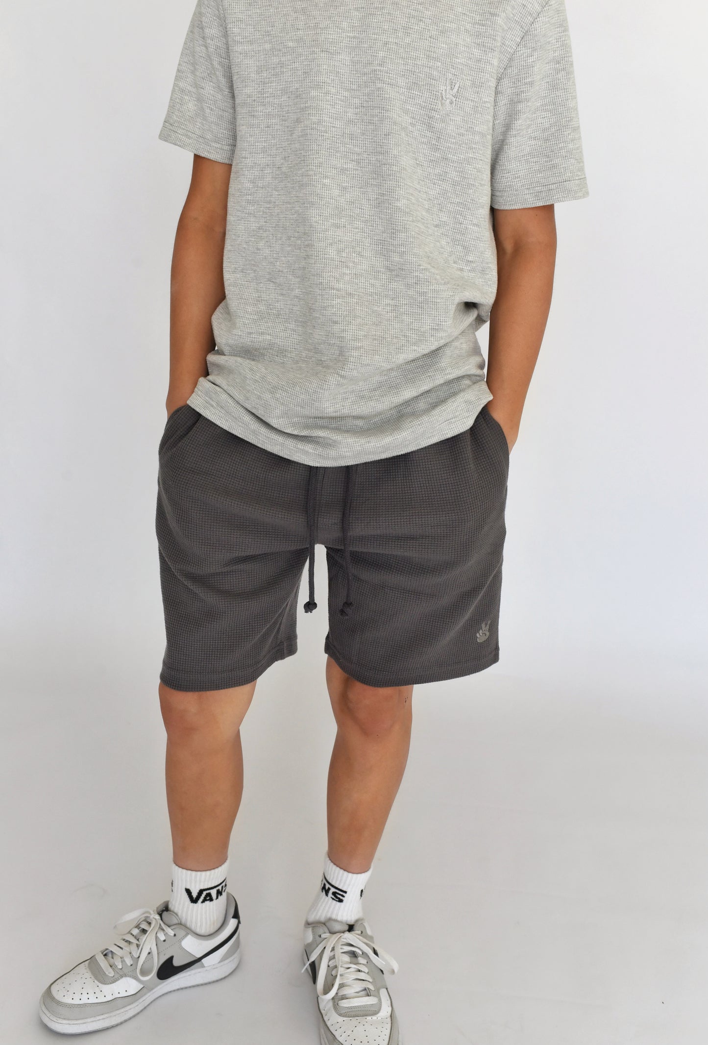 waffle short - charcoal
