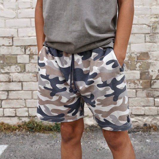 mesh shorts - camo