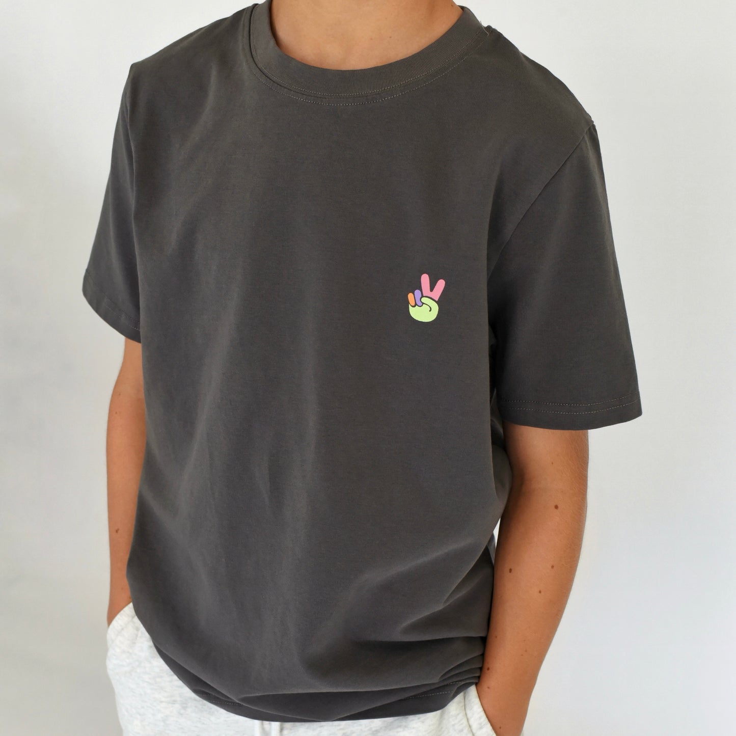 tee - washed black