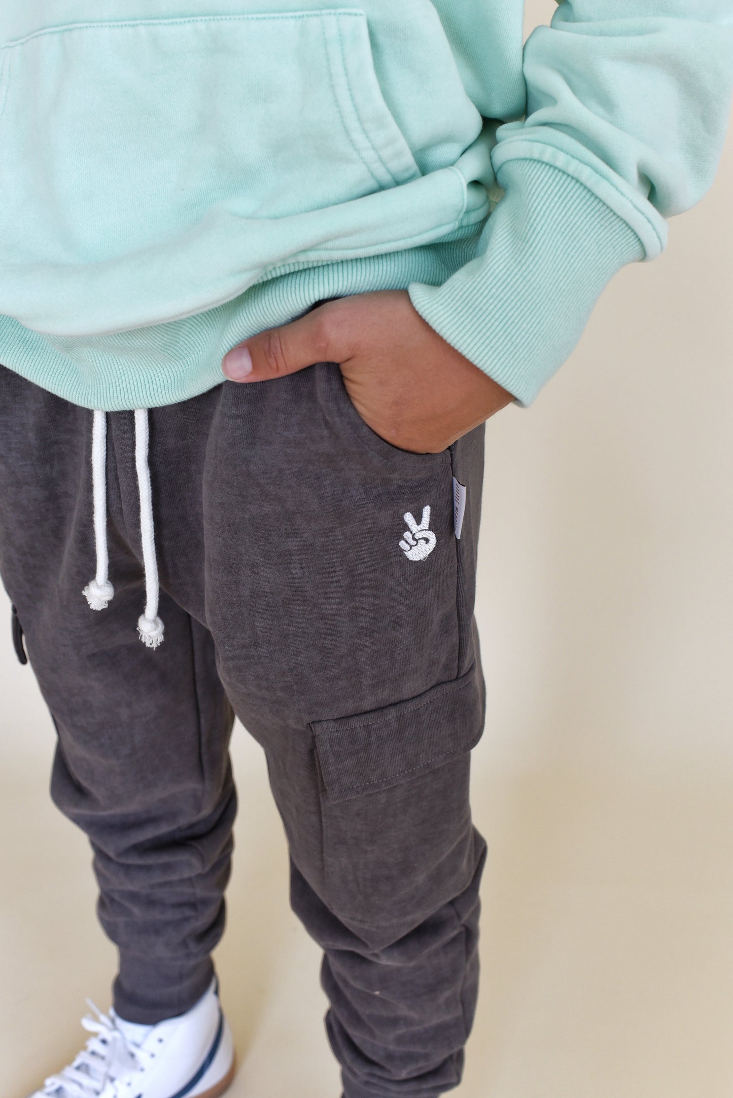 cargo joggers - washed black