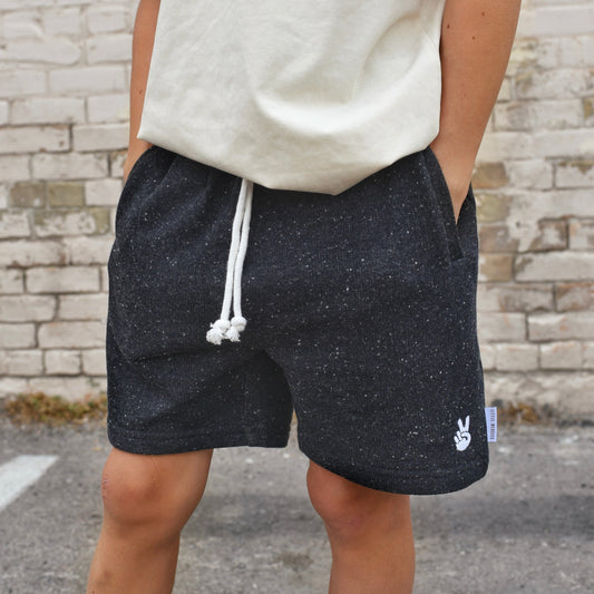 everyday short - heathered black