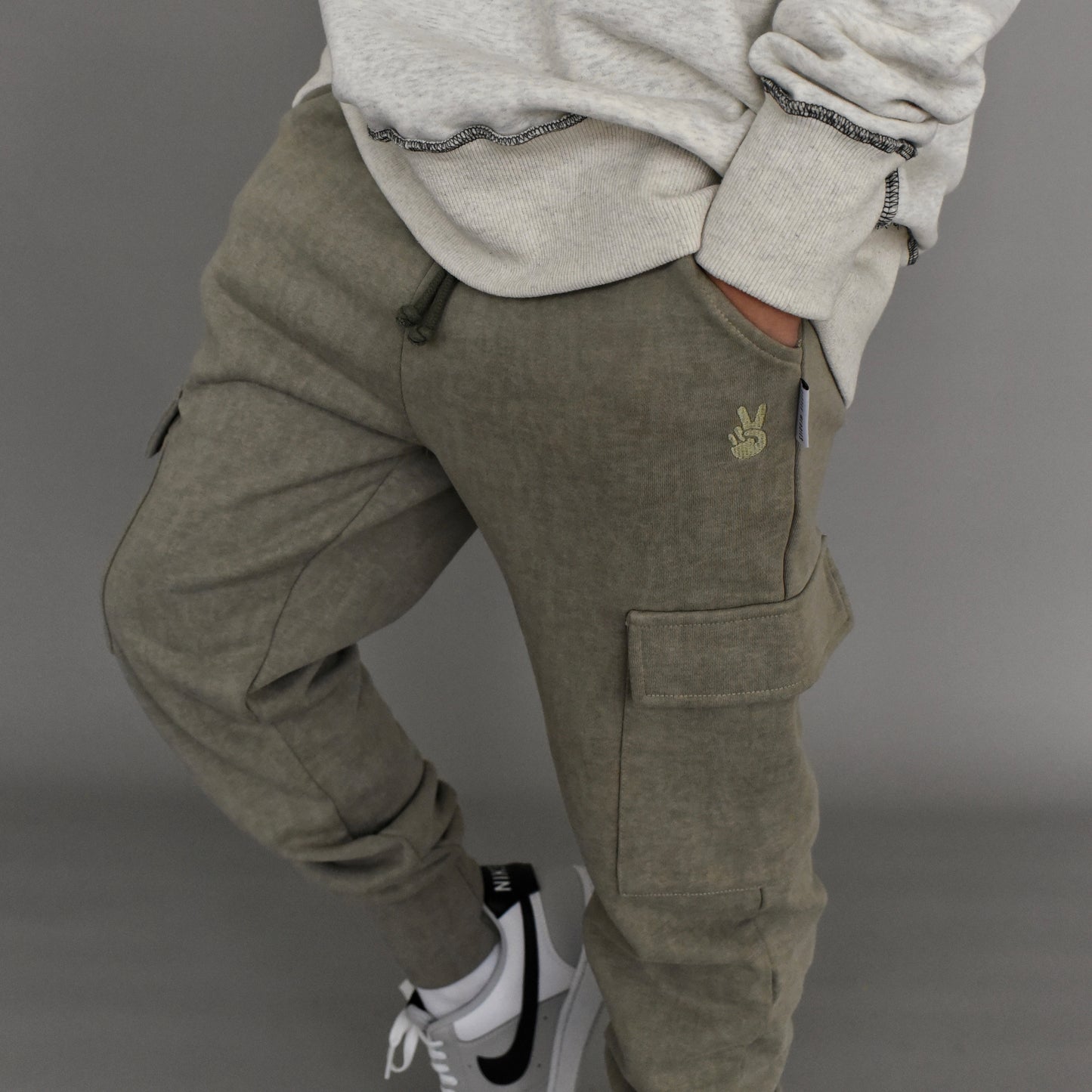 cargo joggers - forest green